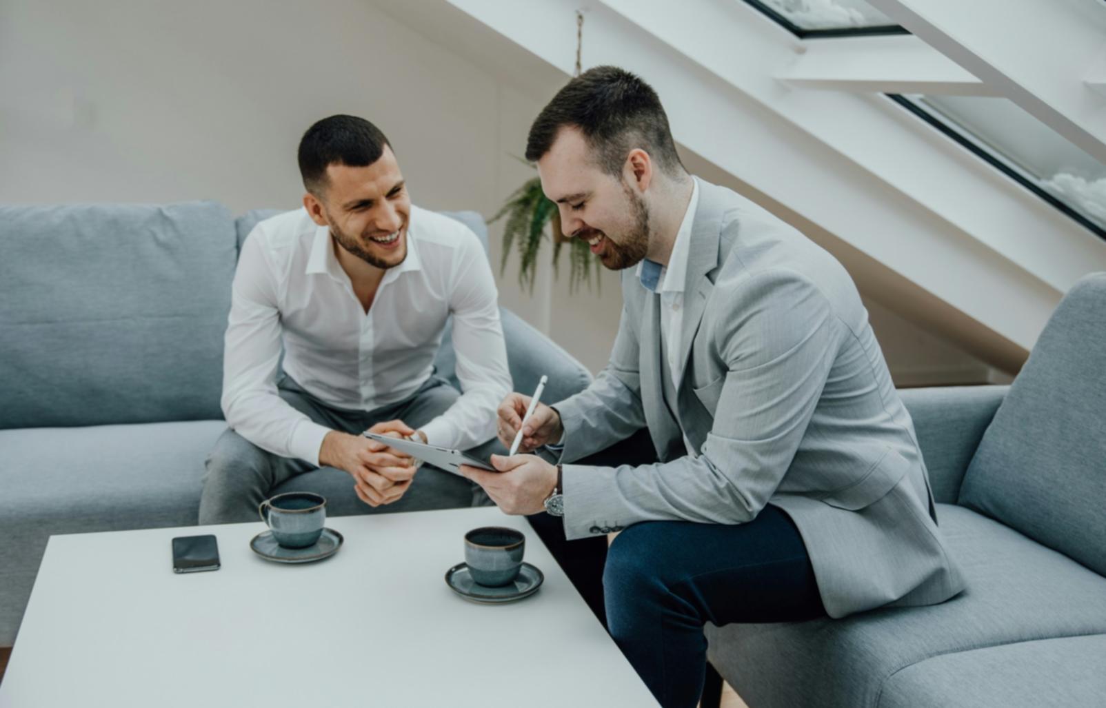 Bezahlte Anzeigen oder natürliche Platzierung